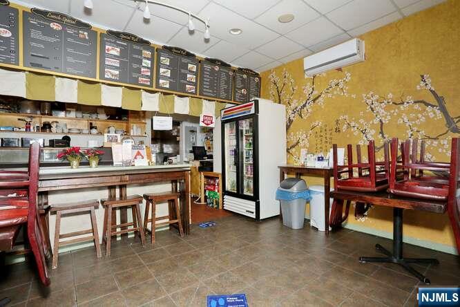 165 Terrace St, Haworth, NJ 07641