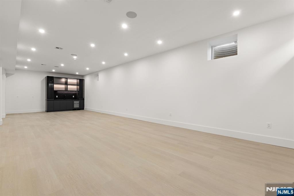 210 Hillcrest Drive