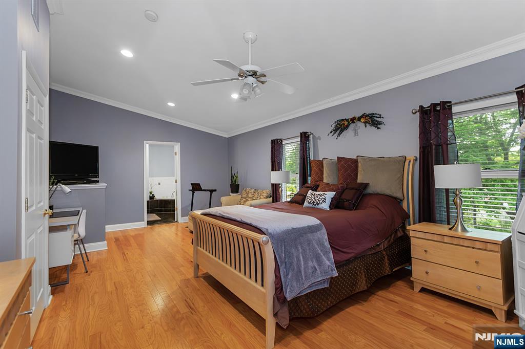 16 Barbara Way, Wayne, NJ 07470 Listing Photo  15