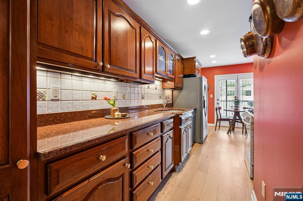 68 Mews Lane #68