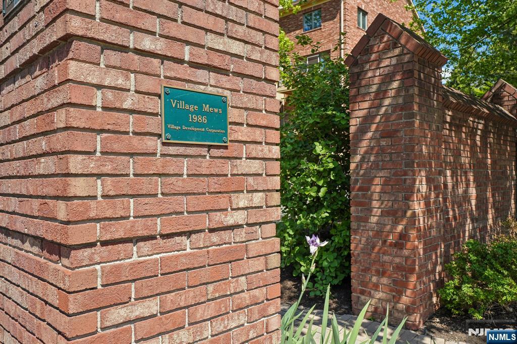 68 Mews Lane #68