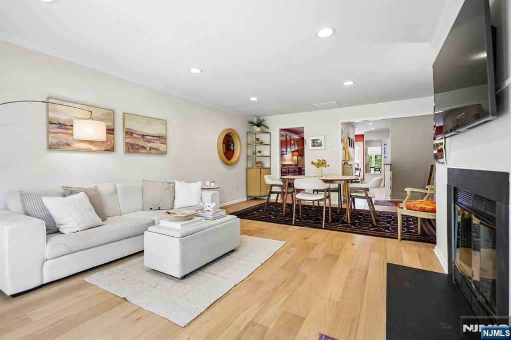 68 Mews Lane #68