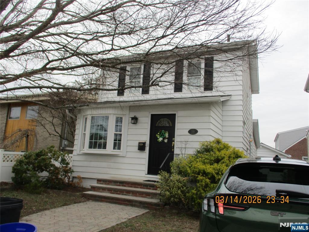 516 Willow Avenue - Photo 1