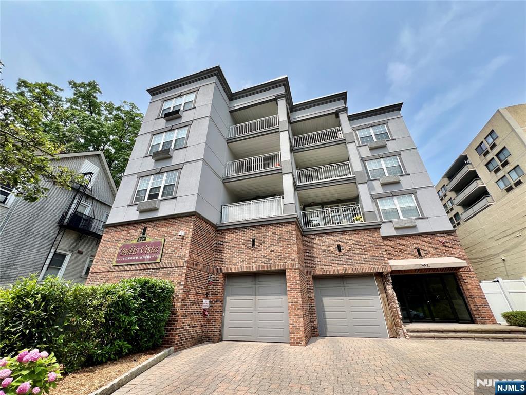 547 Gorge Road 4B - Photo 1