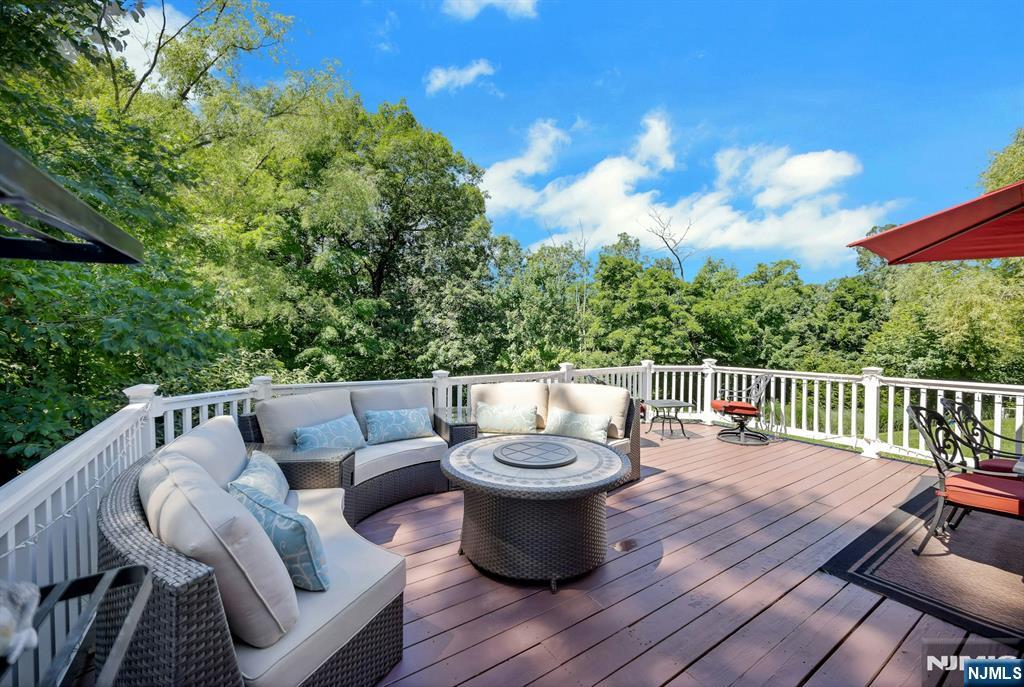 32 Tuscarora Drive - Photo 5