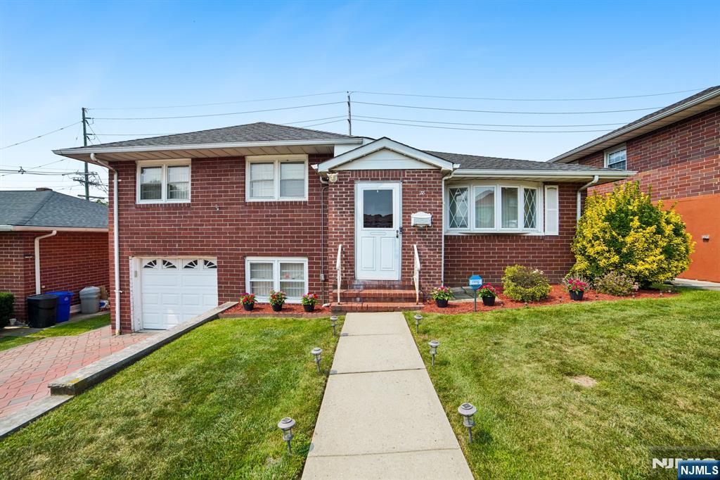 28 Pikeview Terrace - Photo 1