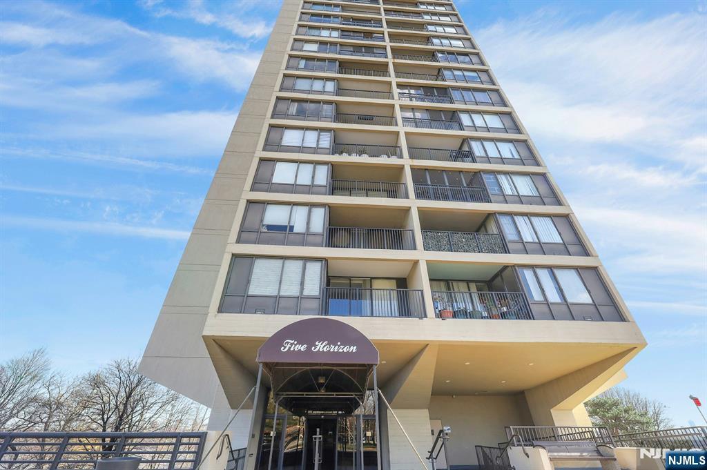 5 Horizon #907, Fort Lee, NJ 07024