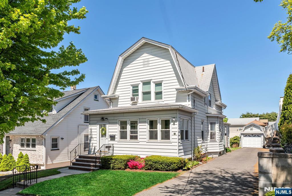 247 Fern Avenue 1 - Photo 3