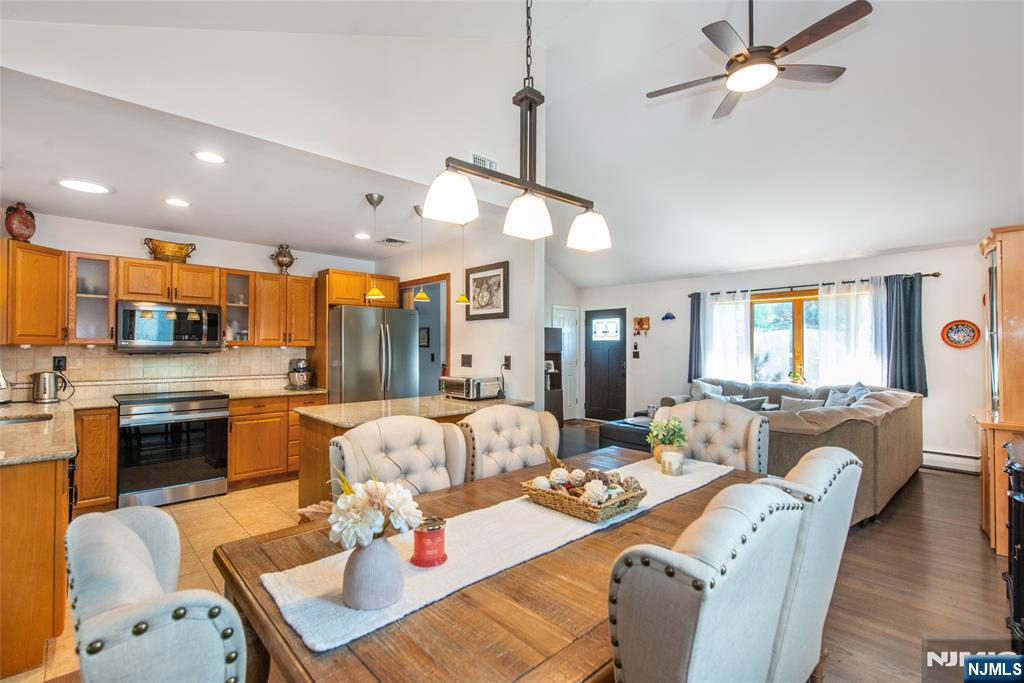 1 Circle Boulevard, West Milford, NJ 07435 Listing Photo  5