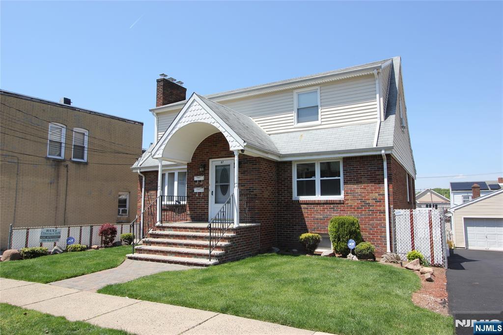 87 Malcolm Avenue 1 - Photo 2