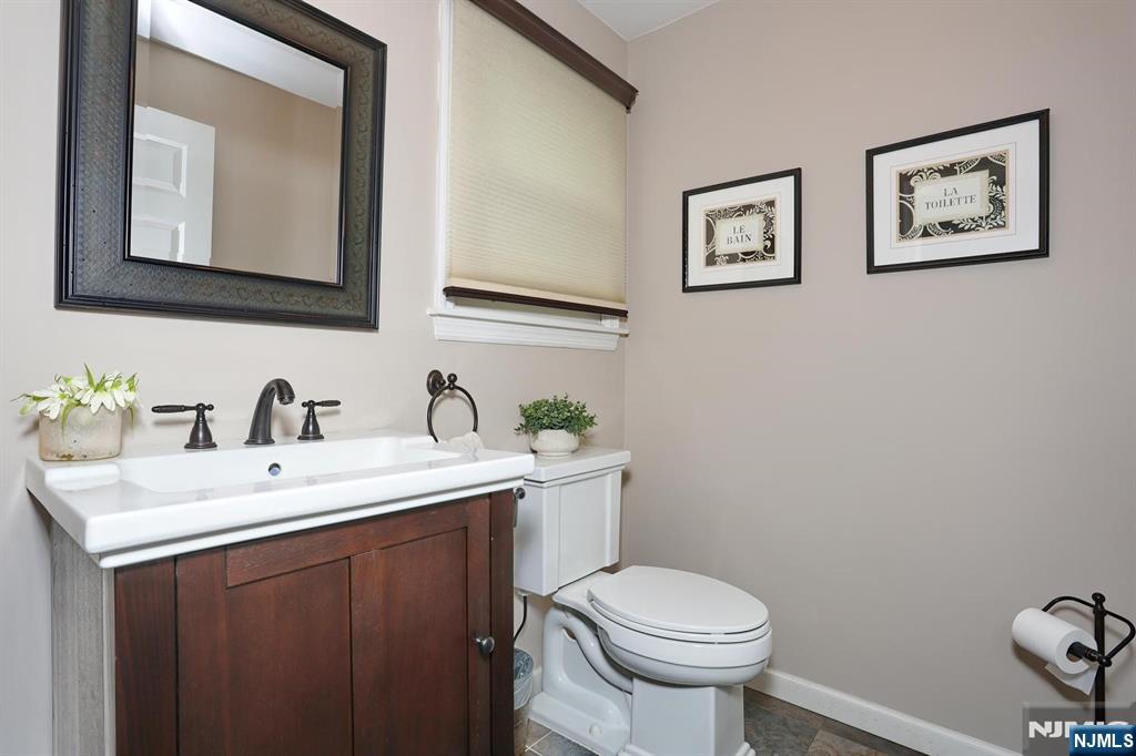 408 Bergen Boulevard — photo 26