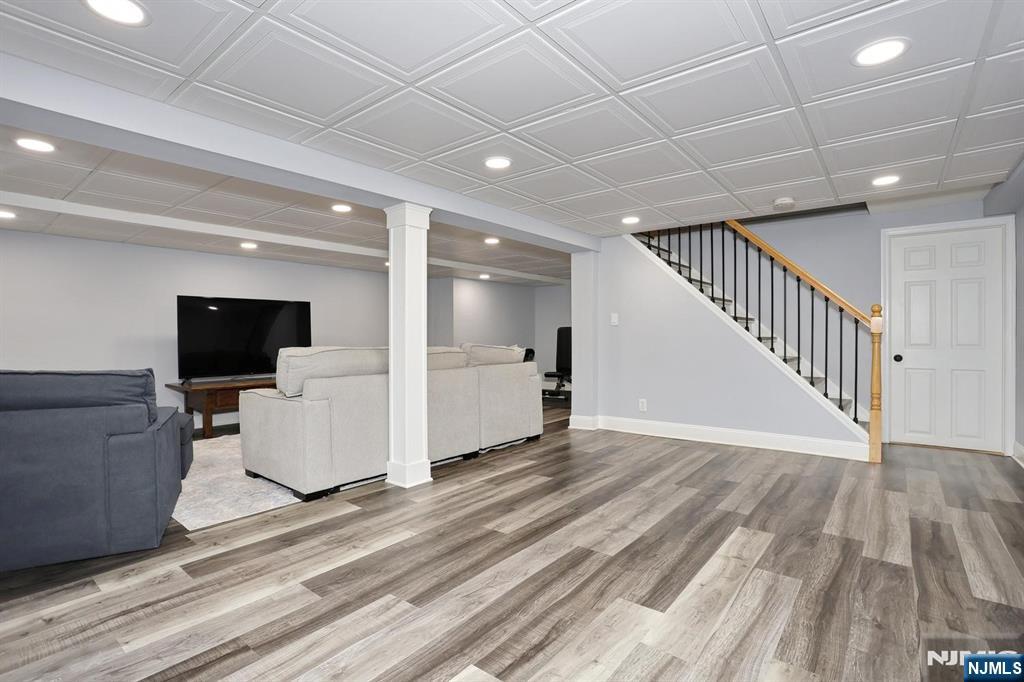 408 Bergen Boulevard — photo 41