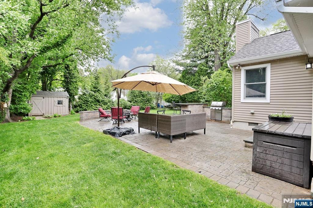 408 Bergen Boulevard — photo 48