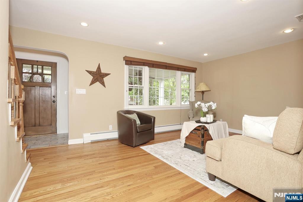408 Bergen Boulevard — photo 8