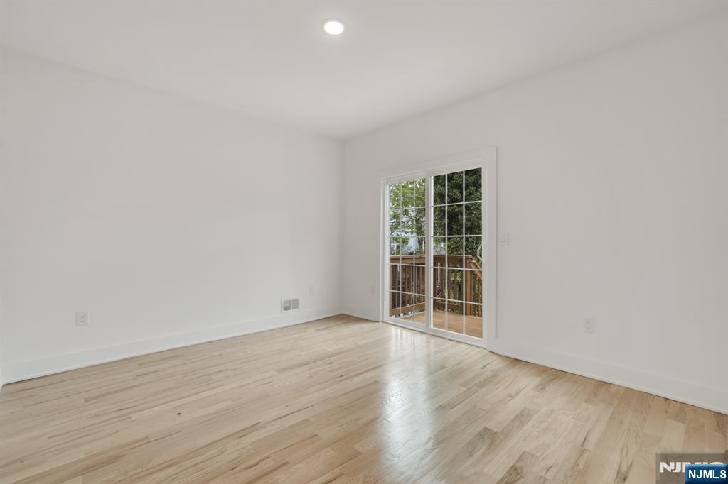 196 Taylor Street - Photo 4