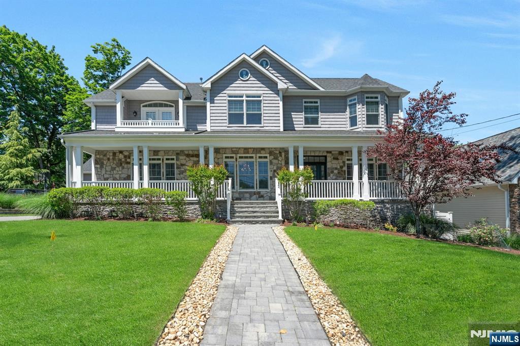 109 Blauvelt Avenue