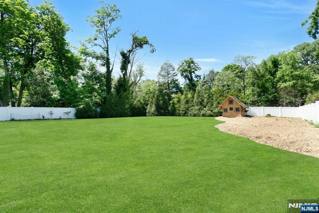 109 Blauvelt Avenue