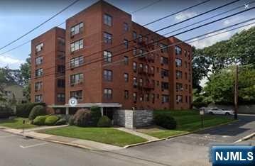 1541 Lemoine Ave #4F, Fort Lee, NJ 07024