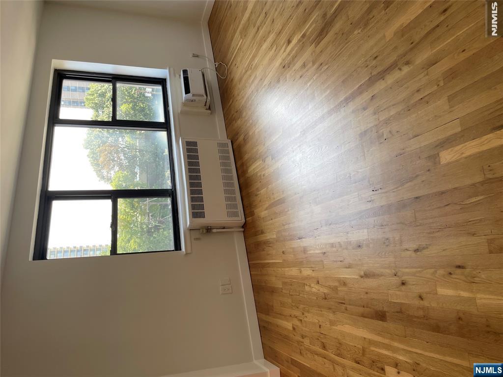 1541 Lemoine Ave #4F, Fort Lee, NJ 07024