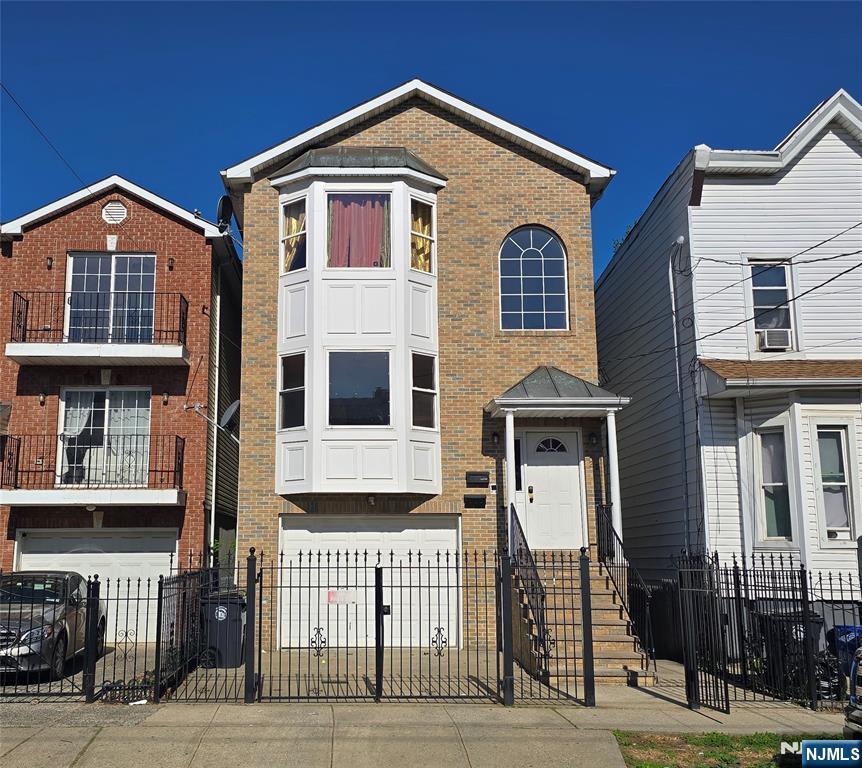 22 Wakeman Avenue 2nd fl. - Photo 1