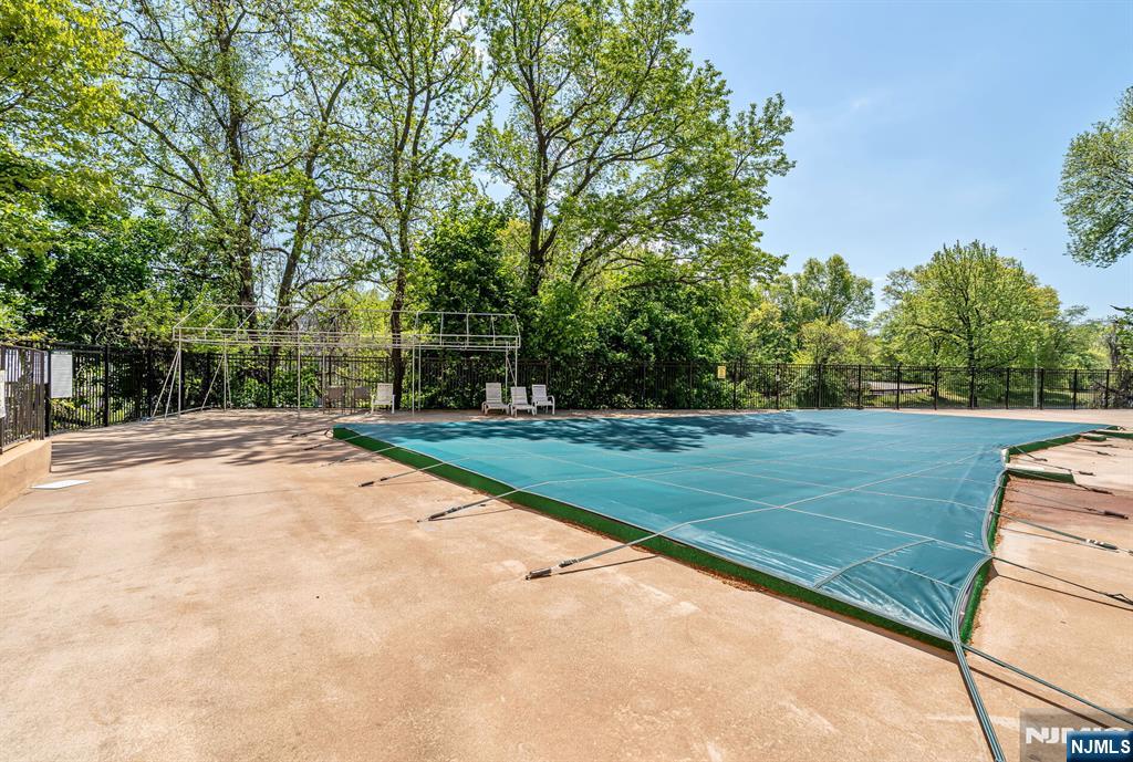 2352 Linwood Avenue, #6C, Fort Lee, NJ 07024 Listing Photo  28