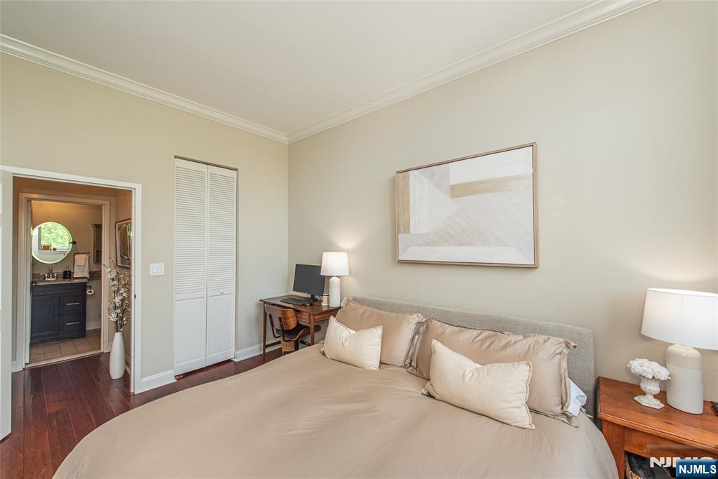 240 Main Street #205