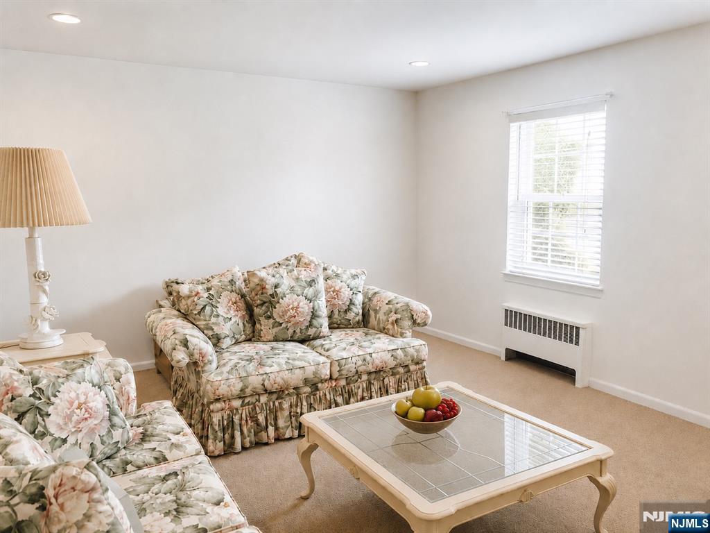 55 Schuyler Avenue 8 - Photo 2