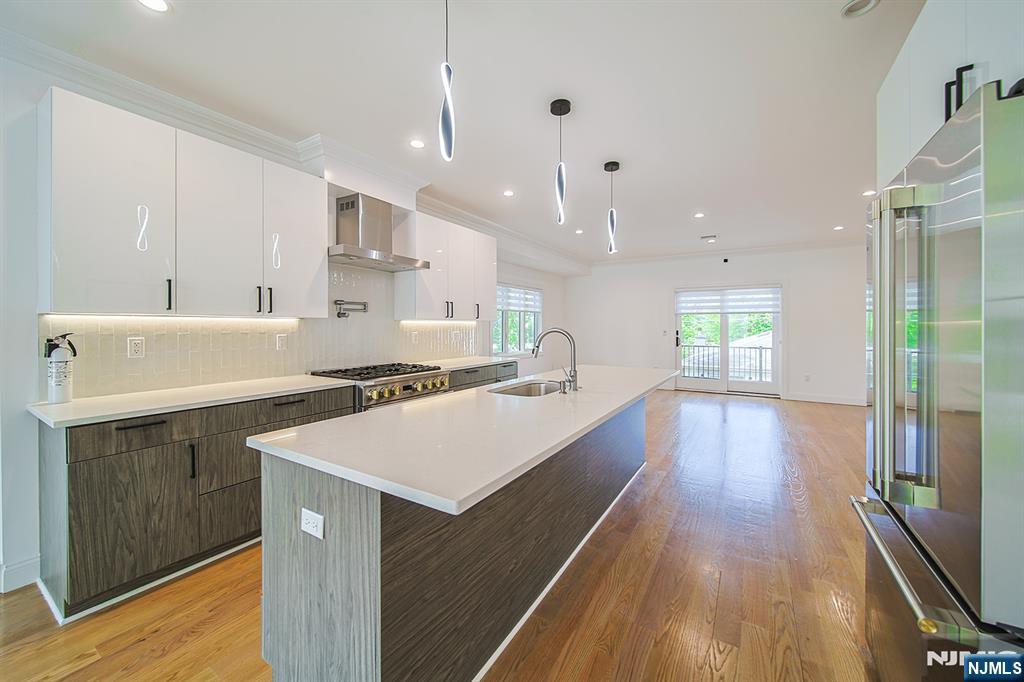 309 7th, #1, Palisades Park, NJ 07650 Listing Photo  14
