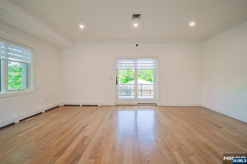309 7th, #1, Palisades Park, NJ 07650 Listing Photo  18