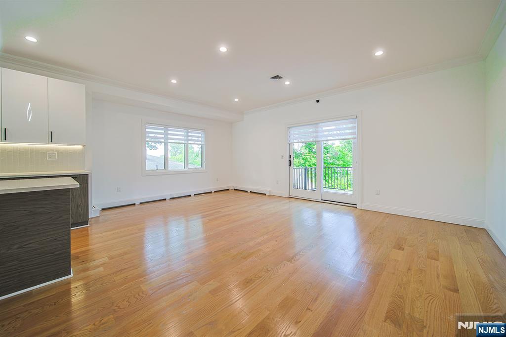 309 7th, #1, Palisades Park, NJ 07650 Listing Photo  19