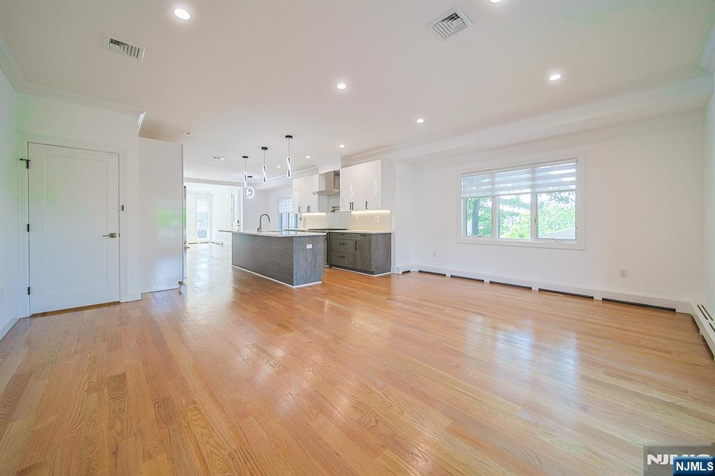 309 7th, #1, Palisades Park, NJ 07650 Listing Photo  20