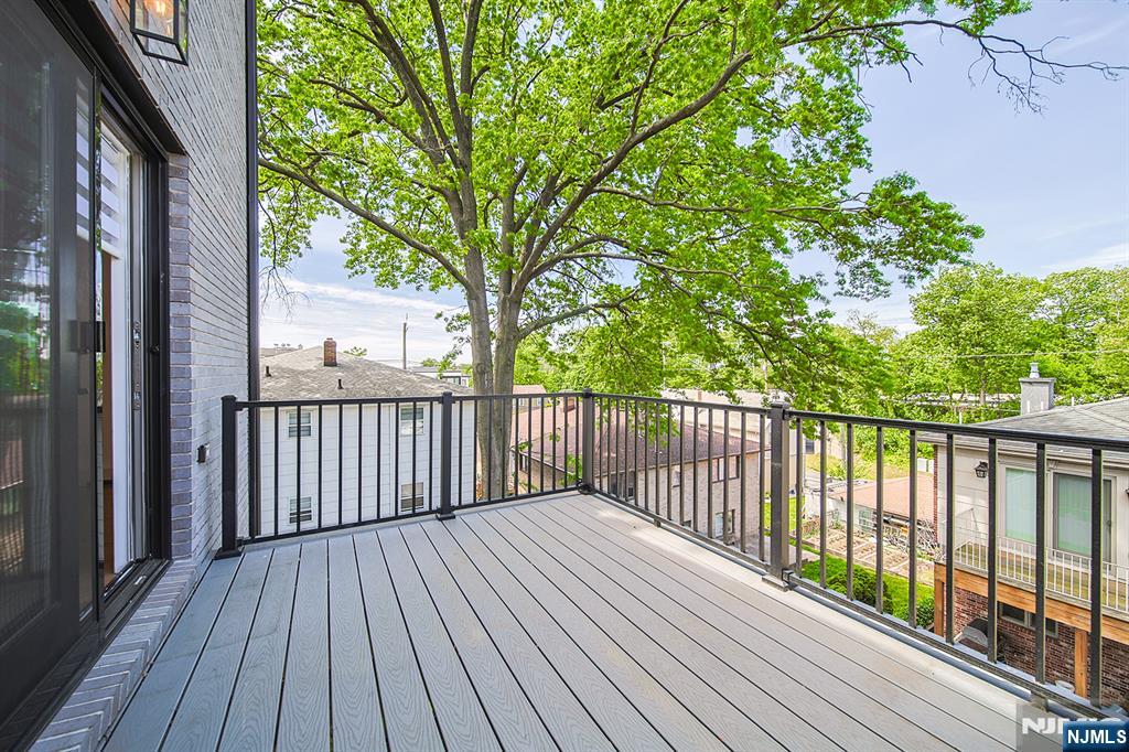 309 7th, #1, Palisades Park, NJ 07650 Listing Photo  22