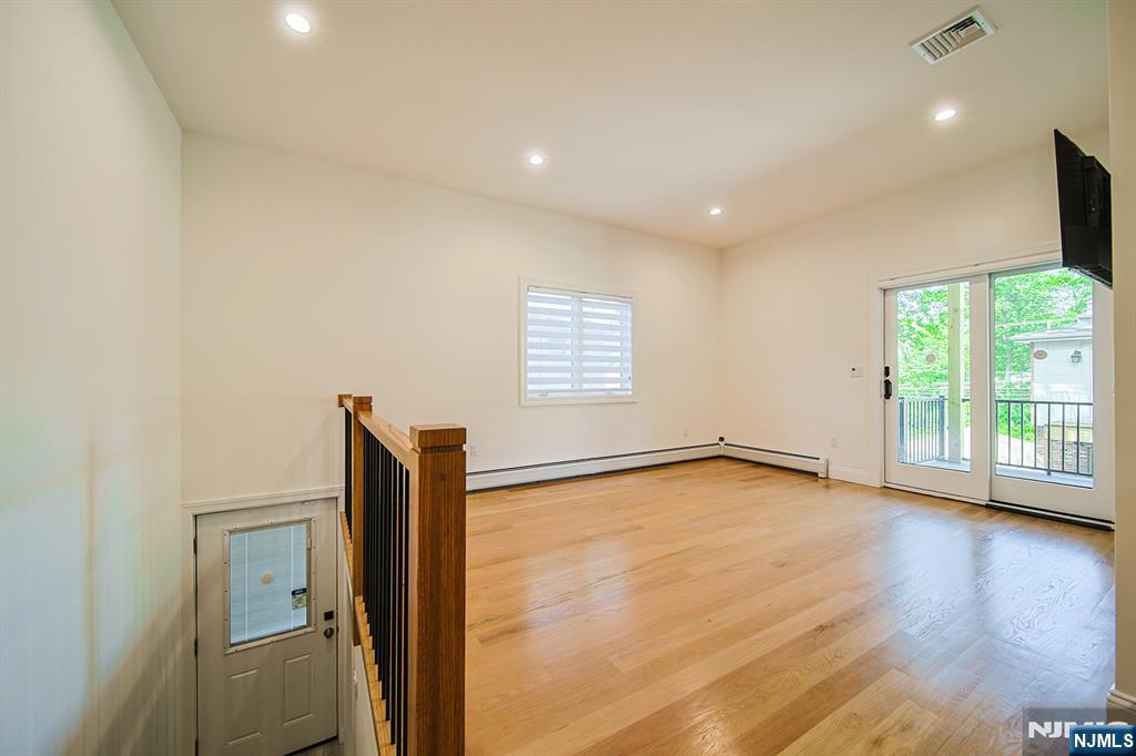 309 7th, #1, Palisades Park, NJ 07650 Listing Photo  36