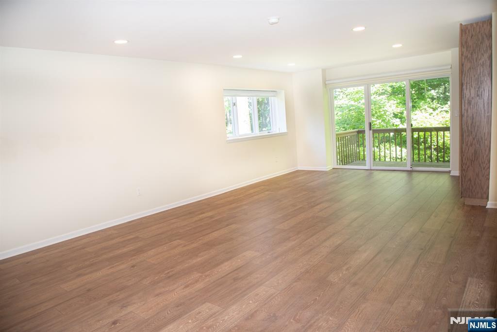 23 Lakeview Drive — photo 22