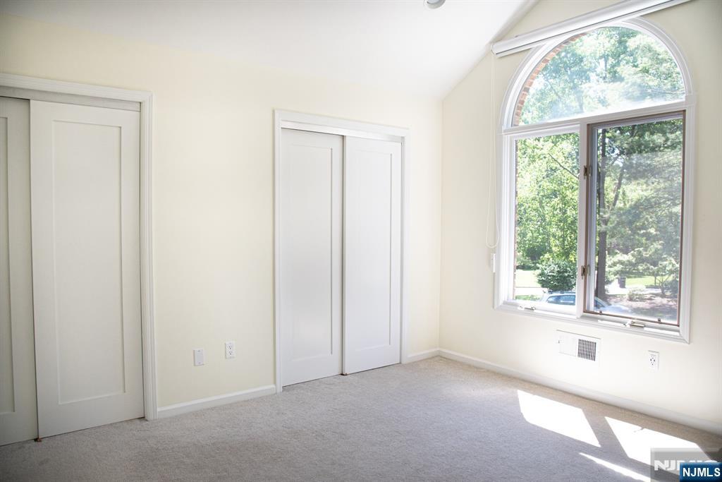 23 Lakeview Drive — photo 31