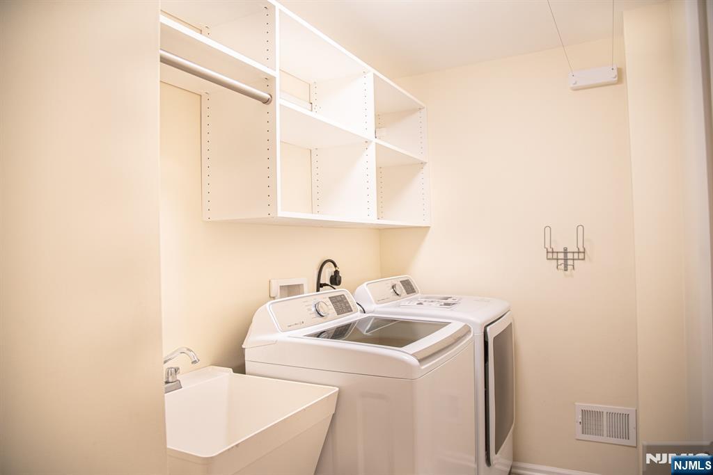 23 Lakeview Drive — photo 36