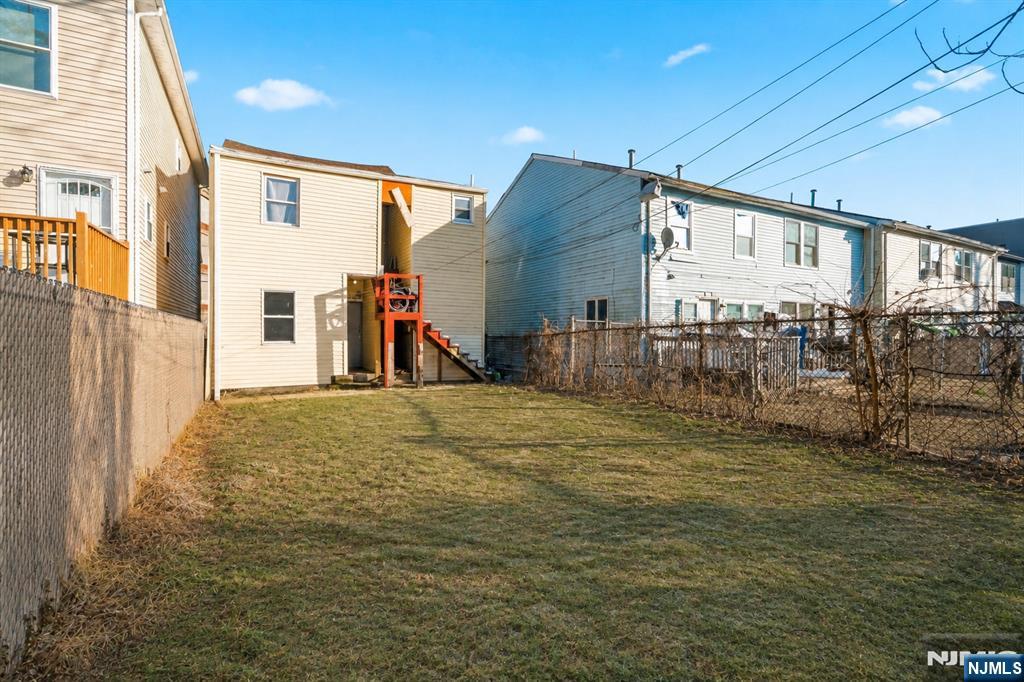 61 Holsman Street