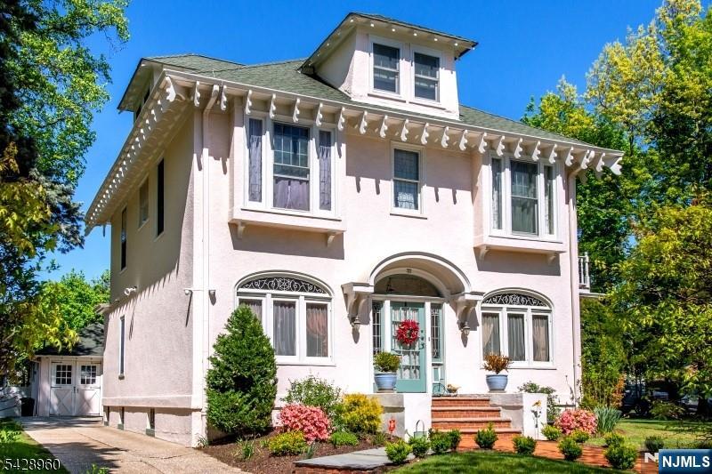 229 Tremont Avenue