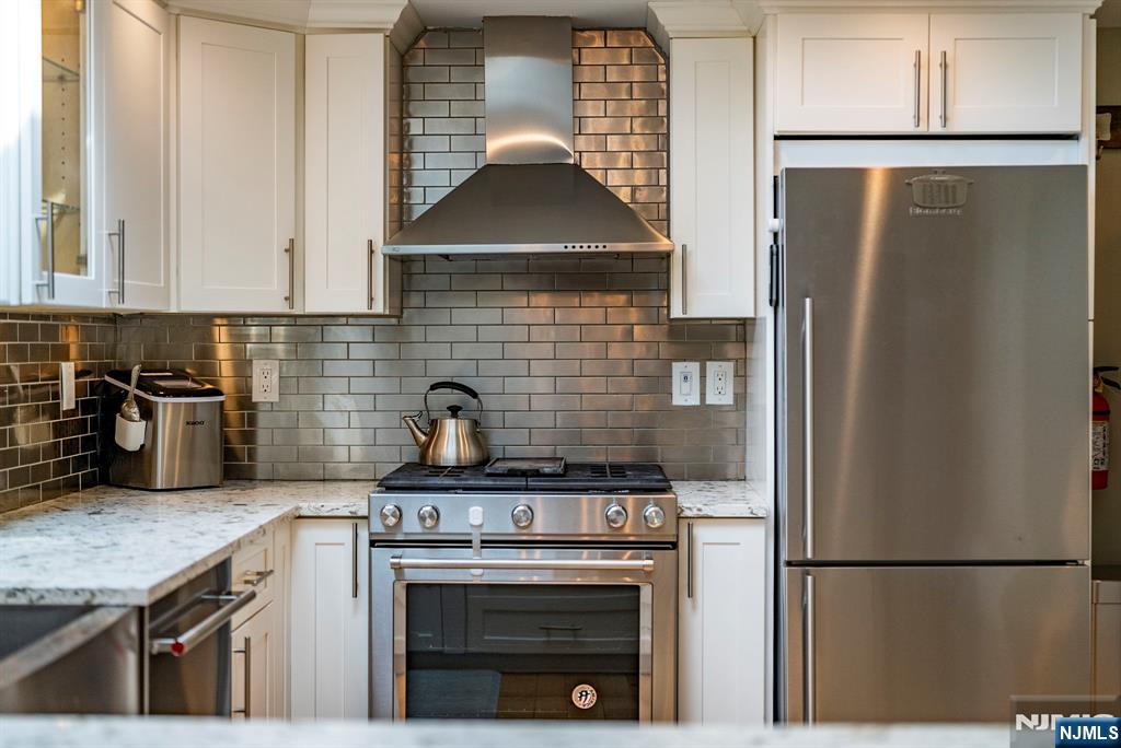 11 Homewood Way — photo 16