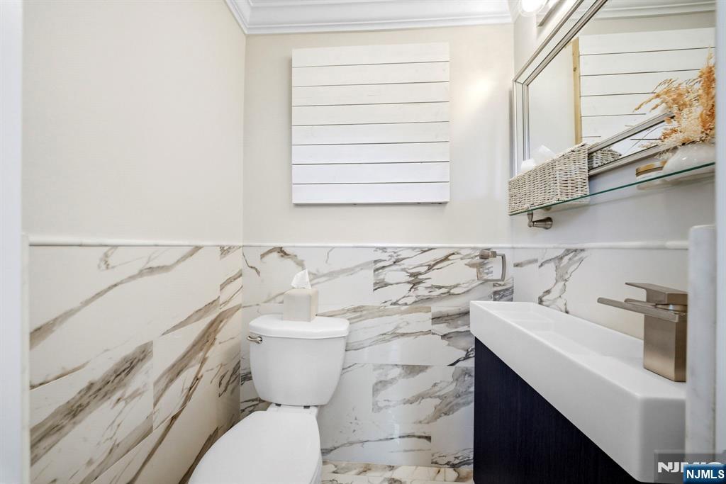 11 Homewood Way — photo 18