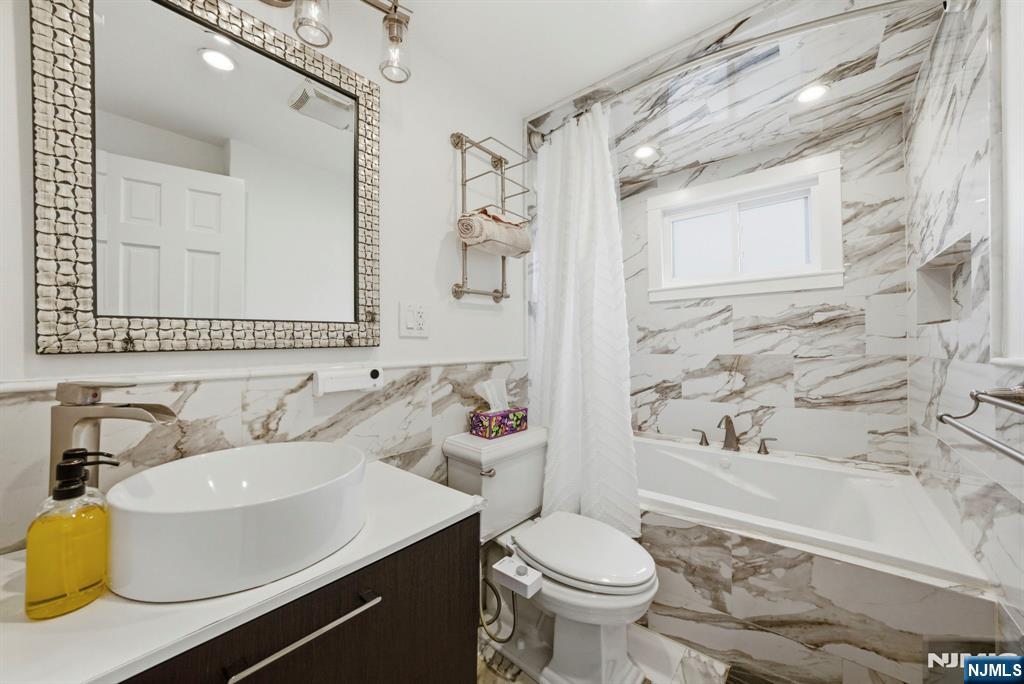 11 Homewood Way — photo 25