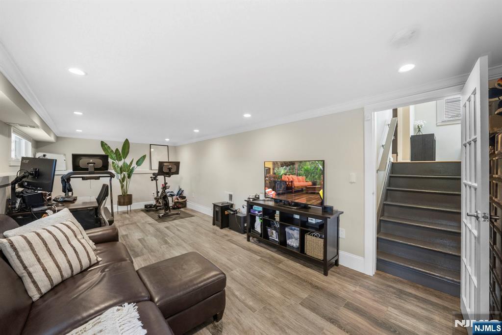 11 Homewood Way — photo 27