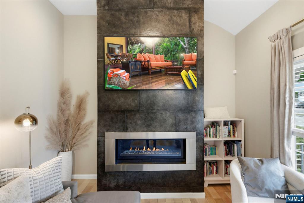 11 Homewood Way — photo 9