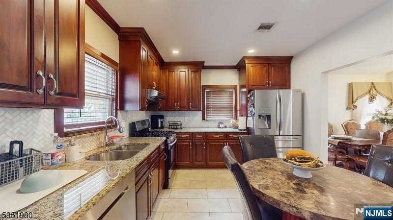 357 Haledon - Photo 4