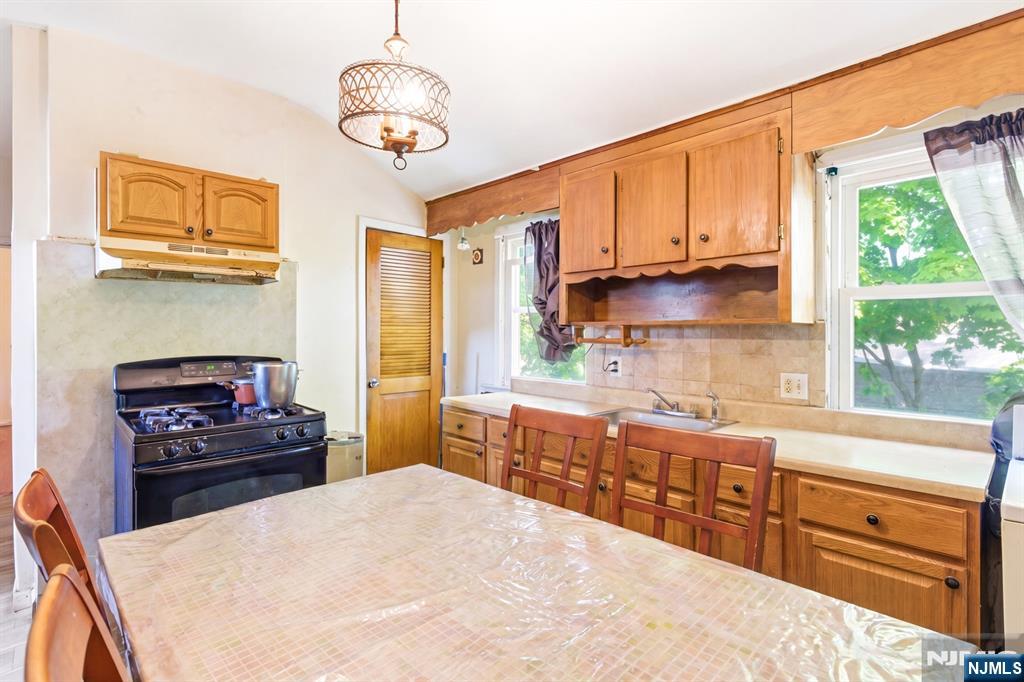 36-38 Kenmore Avenue
