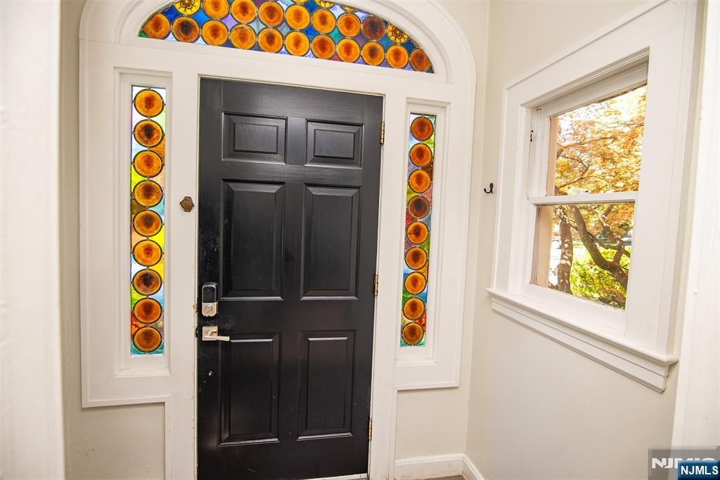 157 Prospect Avenue - Photo 3