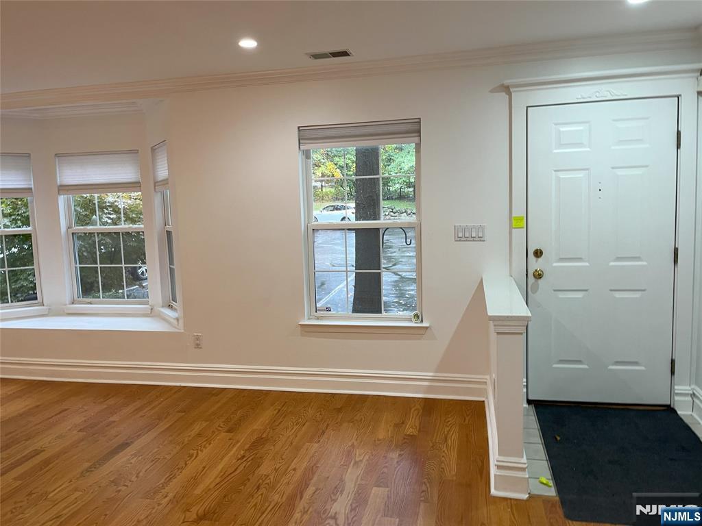 2417 Stanhope Court - Photo 4