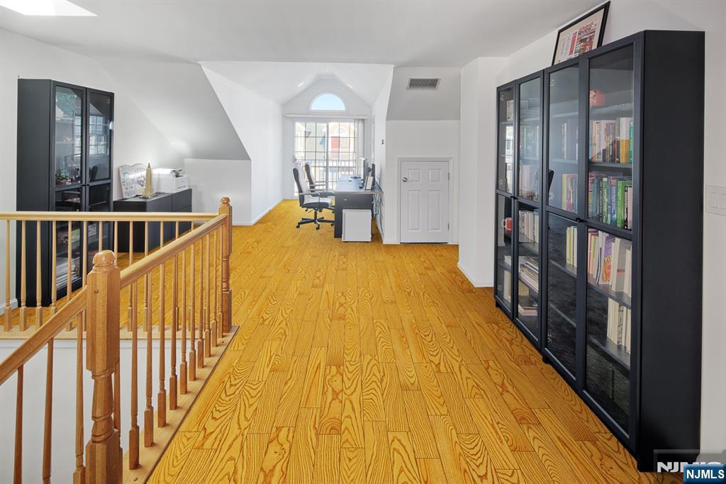 453 Albany, West New York, NJ 07093 Listing Photo  14