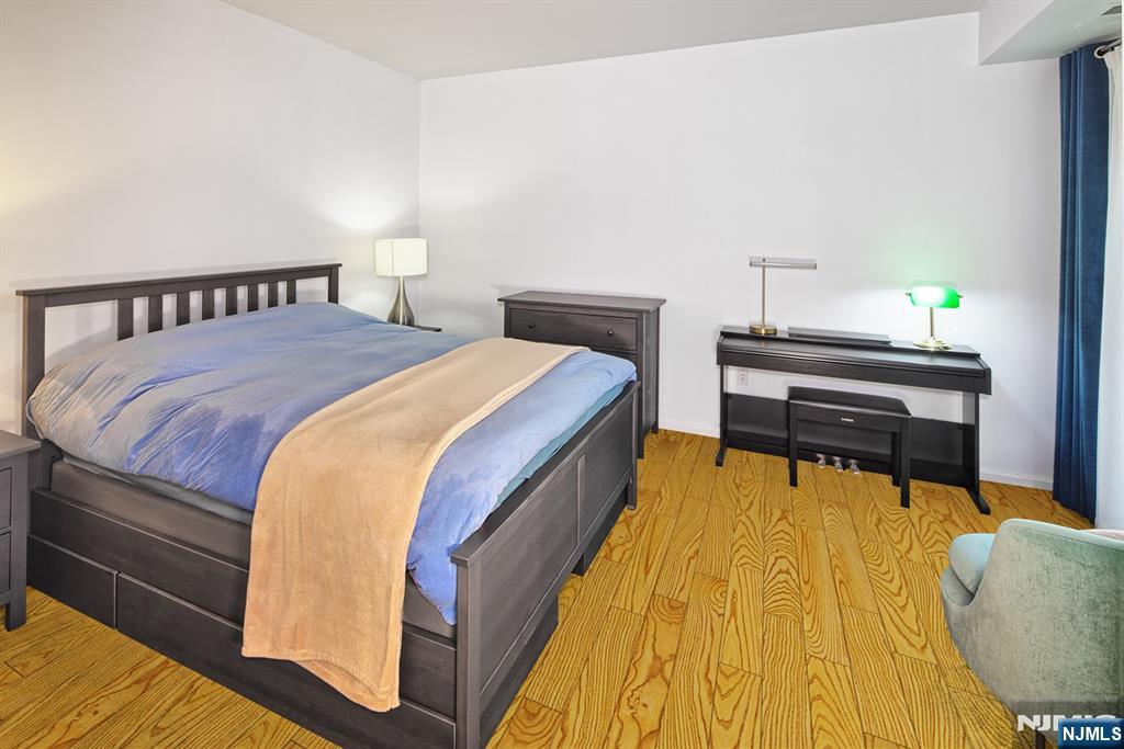 453 Albany, West New York, NJ 07093 Listing Photo  15