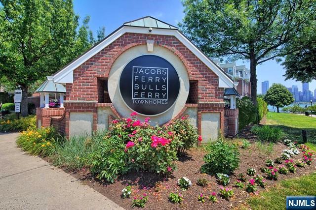 453 Albany, West New York, NJ 07093 Listing Photo  19